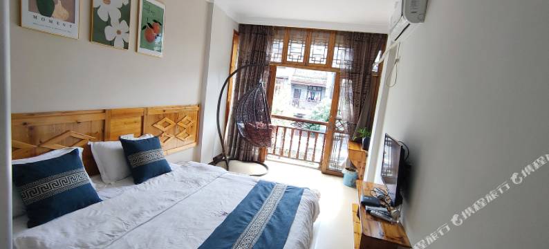 寄情轩驿站(凤凰古城店)图片