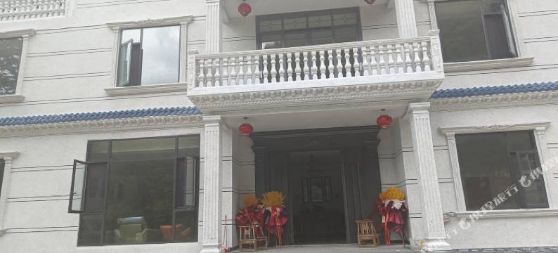 巴东且停山居民宿图片