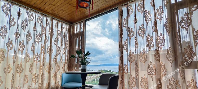 抚仙湖泊庭客栈图片