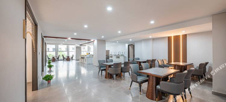 丽呈東谷酒店 (承德双滦融媒体中心店)图片