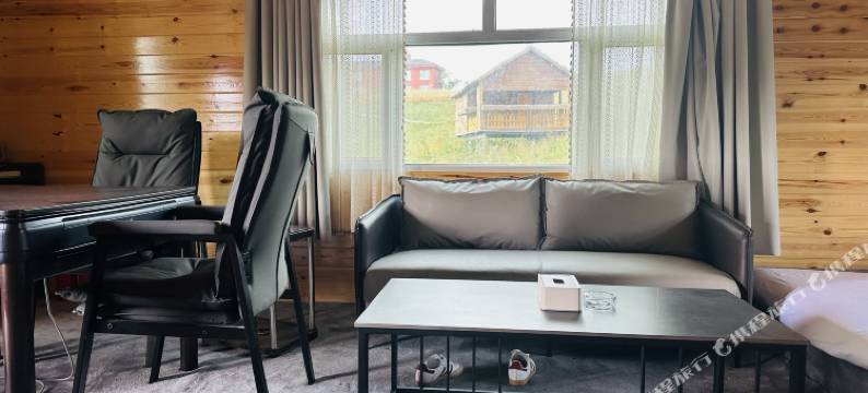 紫芸凤池酒店(一万泉景区店)图片