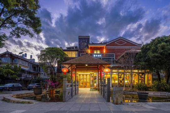 hotel overview picture