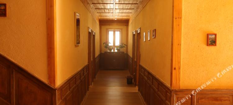 丹巴觉逸馨居民宿图片