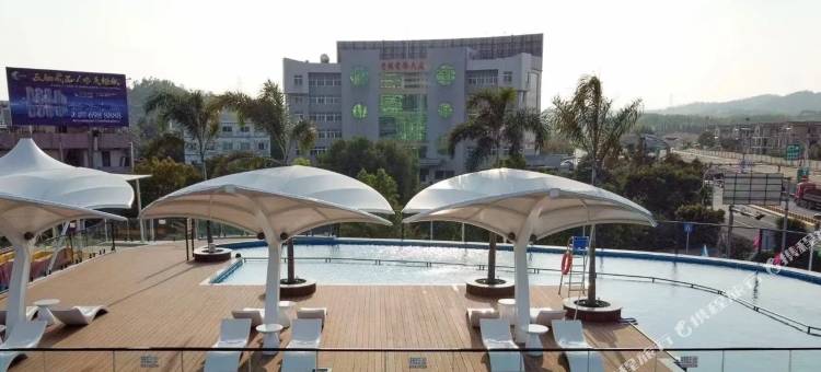 柏曼温泉公寓(丰顺罗孚水上乐园店)图片