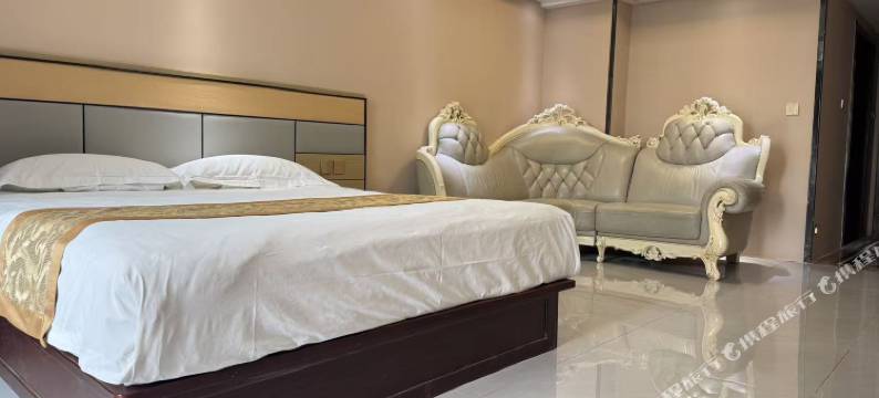 尊悦酒店(北宸龙湖天街店)图片