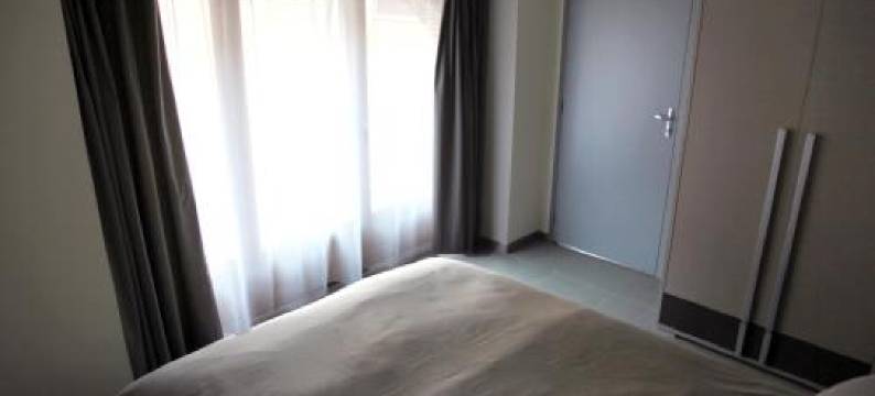 红磨坊歌词旅馆(Au Moulin à Paroles)图片