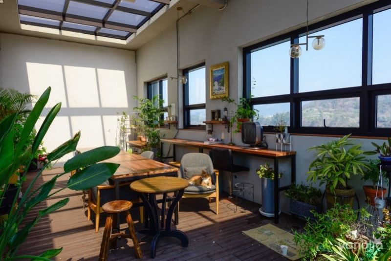 Sea Star Hostel Hotel Overview