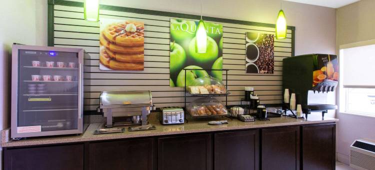 林肯拉昆塔温德姆酒店(La Quinta Inn by Wyndham Lincoln)图片