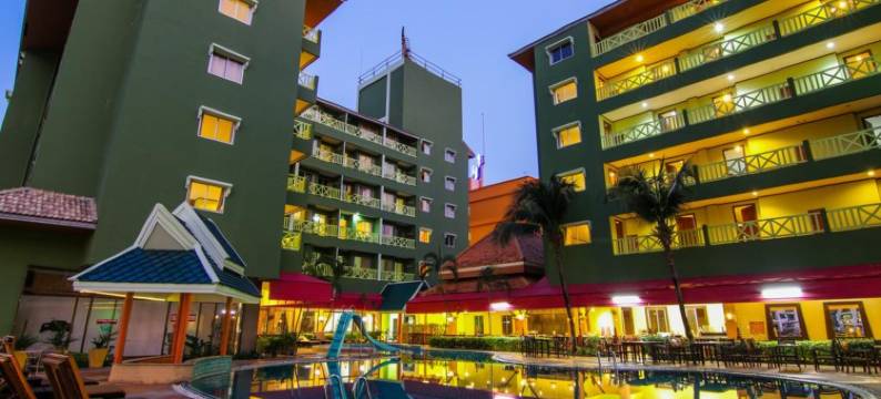 芭堤雅普法亚度假酒店(Phuphaya Resort Pattaya)图片