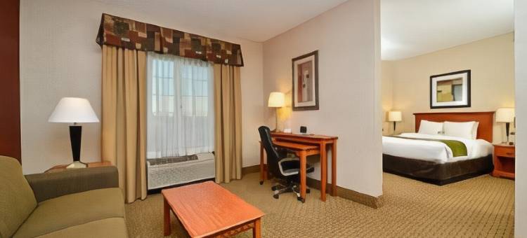 雷德蒙德机场舒适套房酒店(Comfort Suites Redmond Airport)图片