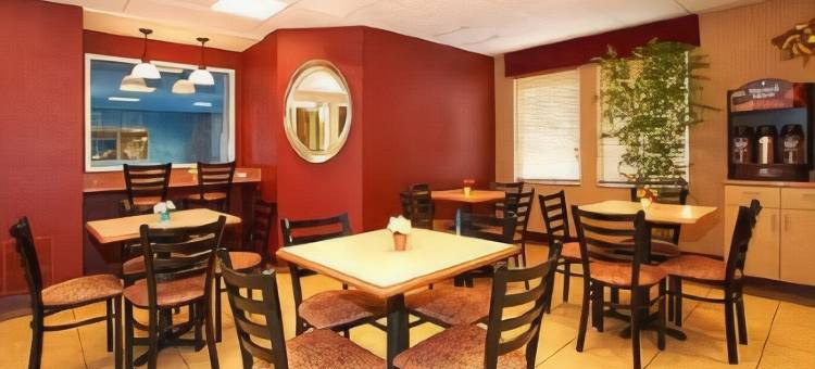 西北俄克拉何马城舒眠套房酒店(Sleep Inn & Suites Oklahoma City Northwest)图片