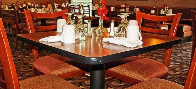 机场凯隆酒店(Clarion Inn Columbia Airport)图片