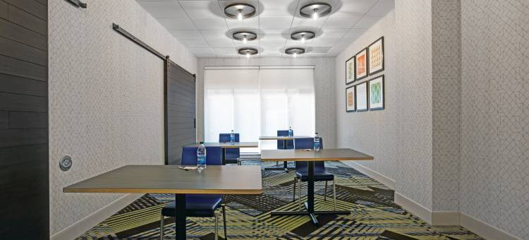 密尔沃基市中心洲际智选假日酒店(Holiday Inn Express Milwaukee Downtown)图片