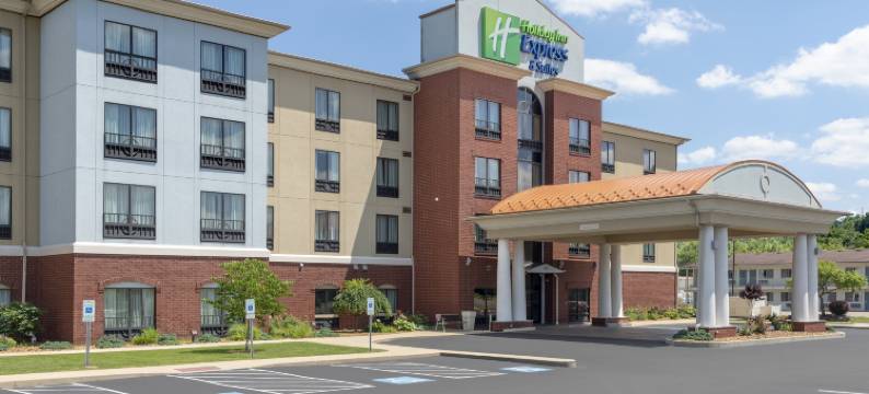 智选假日套房酒店新费城(Holiday Inn Express & Suites NEW PHILADELPHIA by IHG)图片