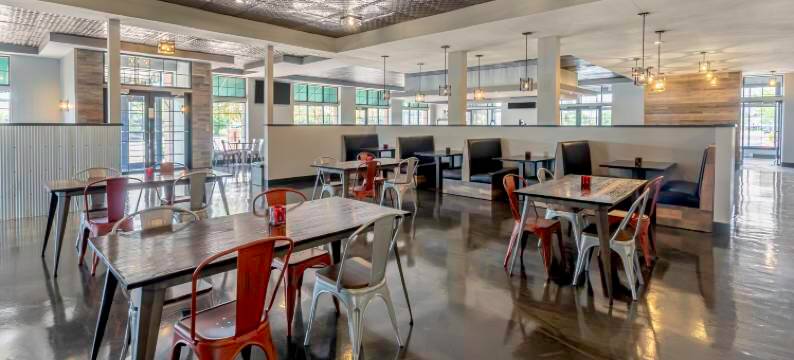沃索罗斯柴尔德假日套房酒店(Holiday Inn & Suites WAUSAU-ROTHSCHILD by IHG)图片
