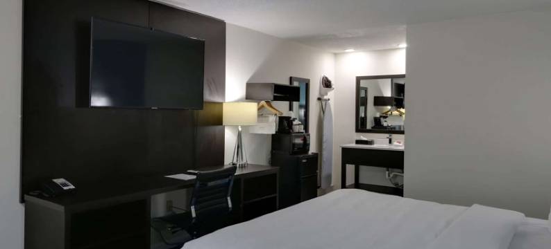 卡尔霍恩南部I-75 Travelodge by Wyndham酒店(Travelodge by Wyndham Calhoun South I-75)图片