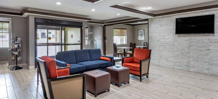 小石城北部肯尼迪大道舒适套房酒店(Comfort Inn & Suites North Little Rock JFK Blvd)图片