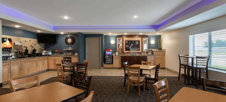 苏福尔斯北美吟温德姆酒店(AmericInn by Wyndham Sioux Falls North)图片
