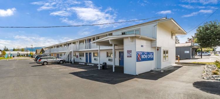 斯特灵汽车旅馆(Motel 6 Burlington, WA)图片