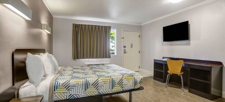 洛迪6号汽车旅馆(Motel 6 Lodi, CA)图片