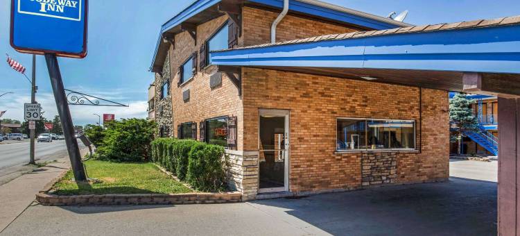 拉格兰奇里昂罗德威酒店(Rodeway Inn Lyons - la Grange)图片