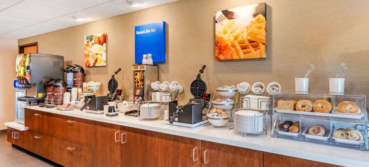 舒适套房酒店-近66号公路(Comfort Inn & Suites Near Route 66)图片