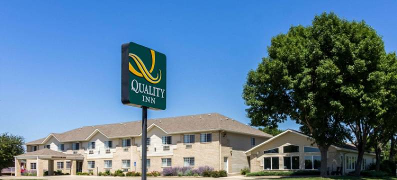 马歇尔品质酒店 MN 大学附近(Quality Inn Marshall MN Near University)图片