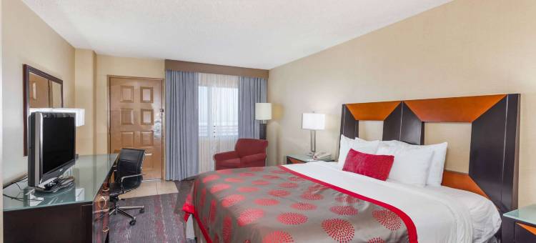 圣迭戈国家城市温德姆华美达酒店(Ramada by Wyndham San Diego National City)图片