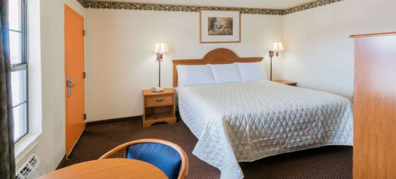 坦普尔Travelodge by Wyndham酒店(Travelodge by Wyndham Temple)图片