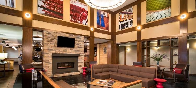 路易斯威尔机场福朋喜来登酒店(Four Points by Sheraton Louisville Airport)图片