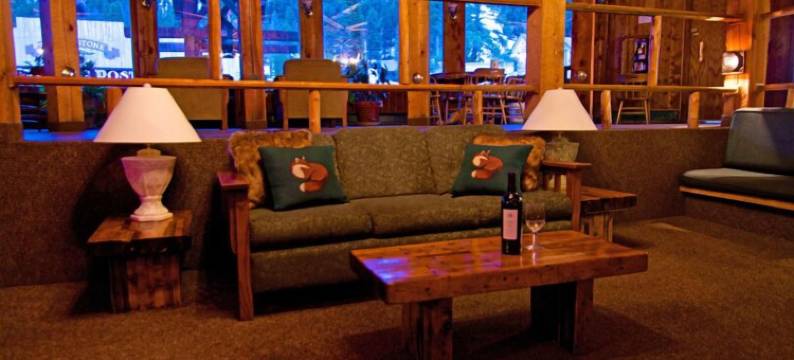 苏打孤峰山林小屋(Soda Butte Lodge)图片