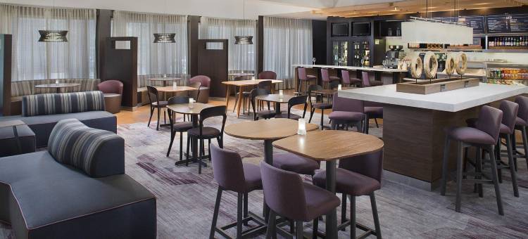 伯明翰荷姆伍德万怡酒店(Courtyard Birmingham Homewood)图片