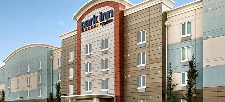 卡尔加里机场北雷迪森公园酒店(Park Inn by Radisson, Calgary Airport North, AB)图片