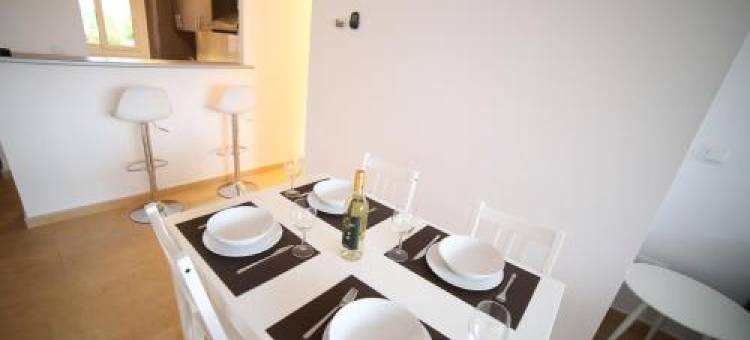 Apartment - Sleeps 4 - Pool - Terrace - Parking图片