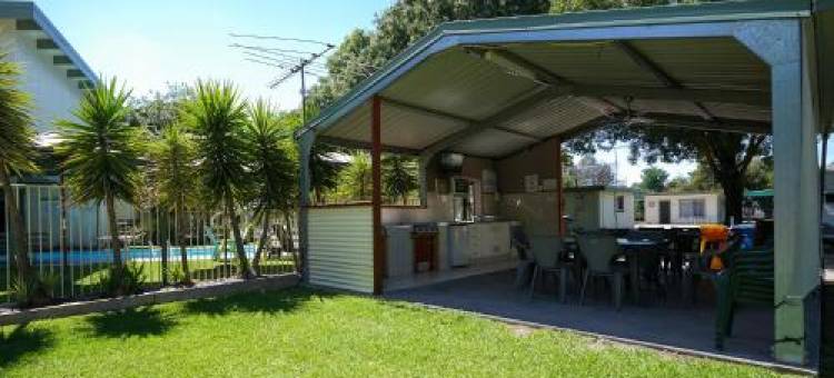 旺加拉塔北雪松四大假日公园(Big4 Wangaratta North Cedars Holiday Park)图片