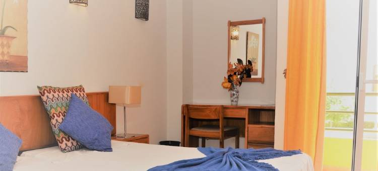 林多玛尔观光公寓酒店(Apartamentos Turisticos Lindomar)图片