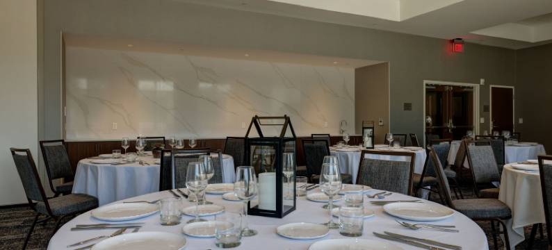 爱荷华州爱荷华城大学高地万怡酒店(Courtyard Iowa City University Heights)图片