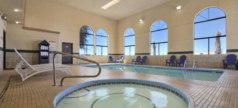 卡尔斯巴德温德姆戴斯酒店(Days Inn by Wyndham Carlsbad)图片