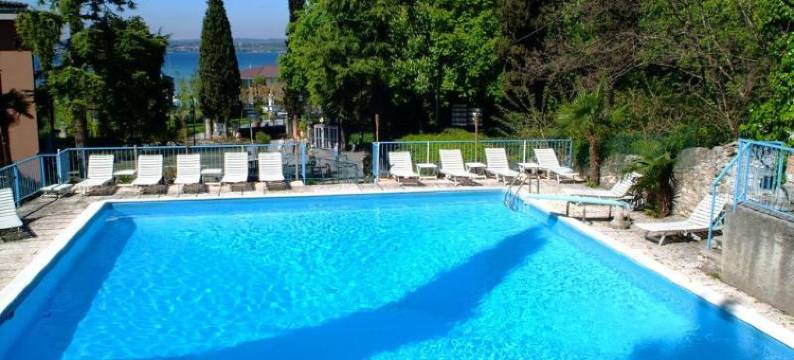 布洛利亚酒店(Hotel Broglia)图片