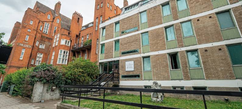 奥瓦贝尔格雷夫酒店(Maiden Oval)图片