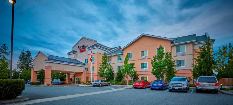 万枫旅馆及套房伯灵顿酒店(Fairfield Inn & Suites Burlington)图片