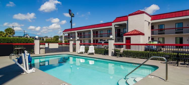 红顶酒店-金斯兰(Red Roof Inn Kingsland)图片