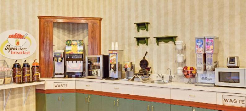 南约旦-桑迪-盐城湖地区温德姆速8酒店(Super 8 by Wyndham S Jordan/Sandy/SLC Area)图片