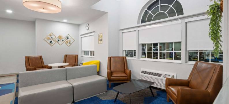 霍马麦客达套房酒店(Microtel Inn & Suites by Wyndham Houma)图片