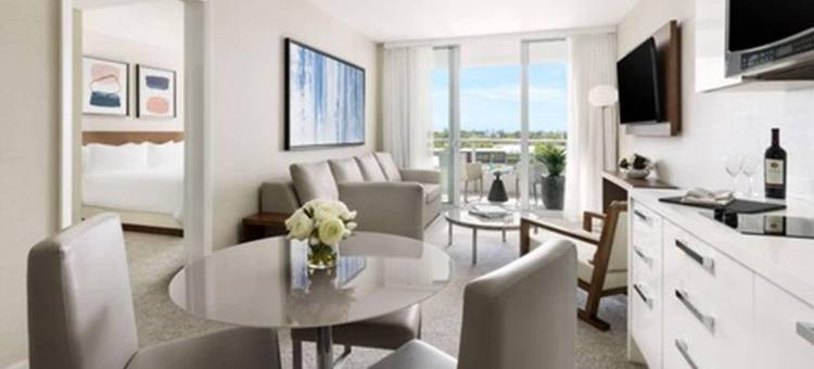 迈阿密港湾温德姆特莱普酒店(The Altair Hotel Bay Harbor Miami)图片