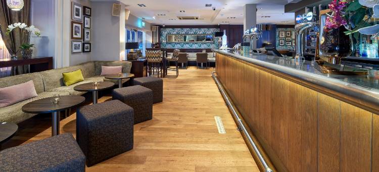 曼多雷酒店和会议中心(Mandolay Hotel Guildford)图片