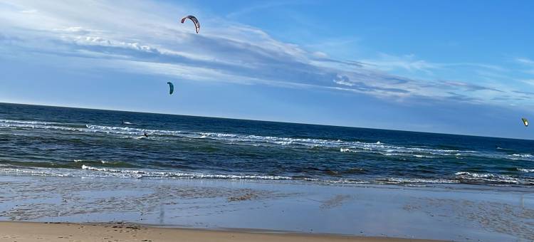 Villa with Swimming Pool 500 m from the Beach图片