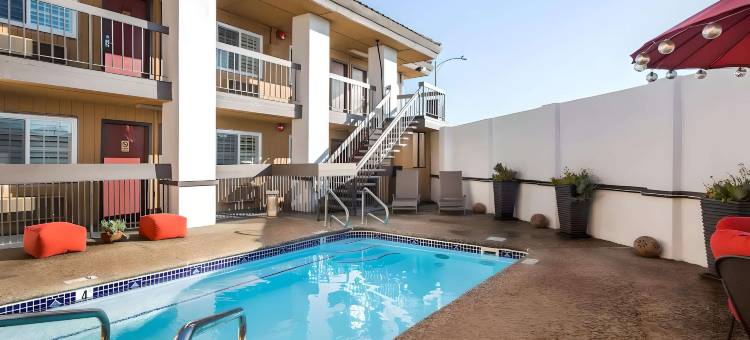 罗德威酒店-圣何塞101号公路塔利路出口(Rodeway Inn San Jose Hwy-101 Tully Rd Exit)图片