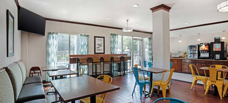 蓝天使贝斯特韦斯特优质酒店(Best Western Plus Blue Angel Inn)图片