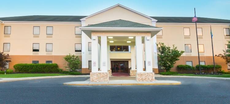伯灵顿套房智选假日酒店 - 蒙荷里(Holiday Inn Express & Suites BURLINGTON - MOUNT HOLLY by IHG)图片